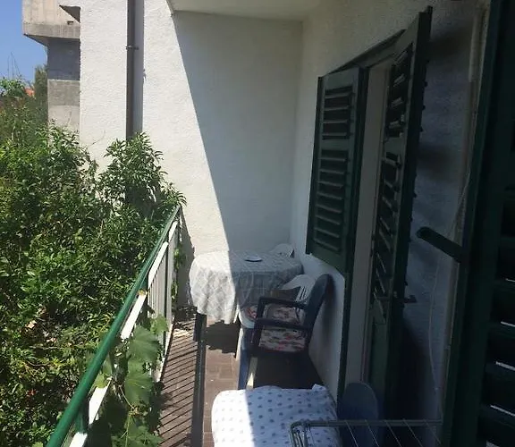 Zorica Brodarica (Sibenik-Knin)